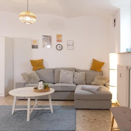 Bohnapartments Elisa - Wohlfuehlapartment Mit 2 Gratis Parkplaetzen Und 3 Schlafzimmern - Wlan - Vollausstattung Erfurt Ngoại thất bức ảnh