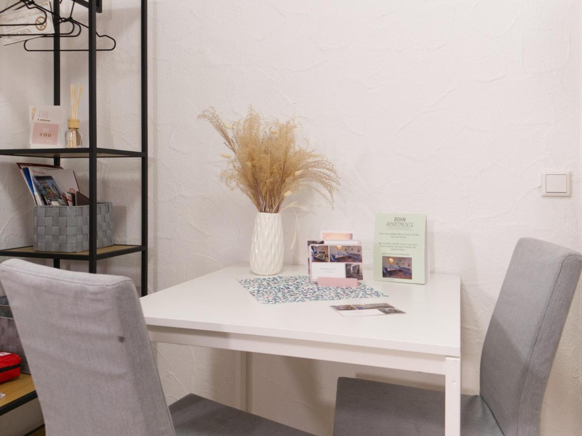Bohnapartments Elisa - Wohlfuehlapartment Mit 2 Gratis Parkplaetzen Und 3 Schlafzimmern - Wlan - Vollausstattung Erfurt Ngoại thất bức ảnh