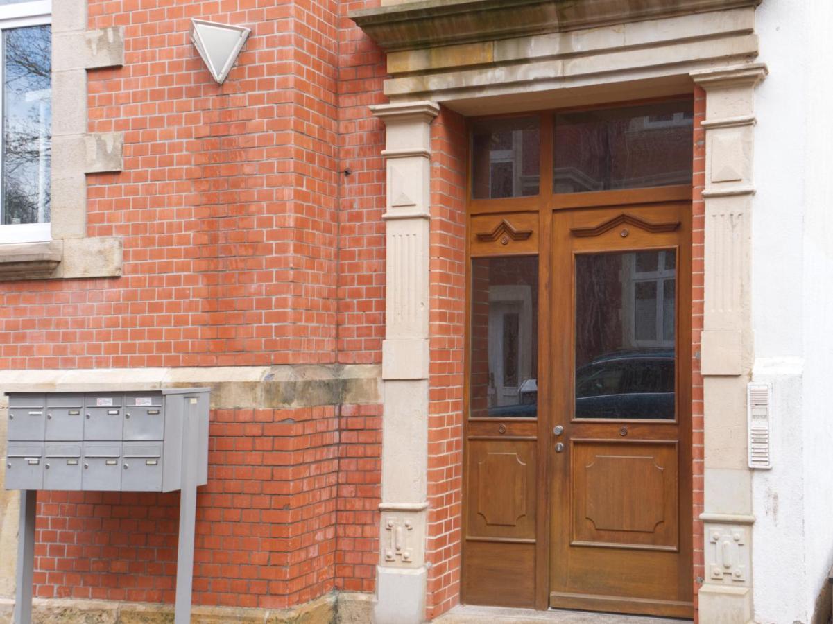 Bohnapartments Elisa - Wohlfuehlapartment Mit 2 Gratis Parkplaetzen Und 3 Schlafzimmern - Wlan - Vollausstattung Erfurt Ngoại thất bức ảnh